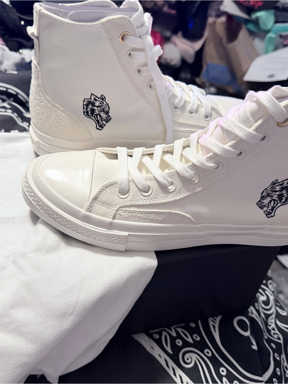 BRAND NEW DARC SPORT HIGH TOP SHOES
